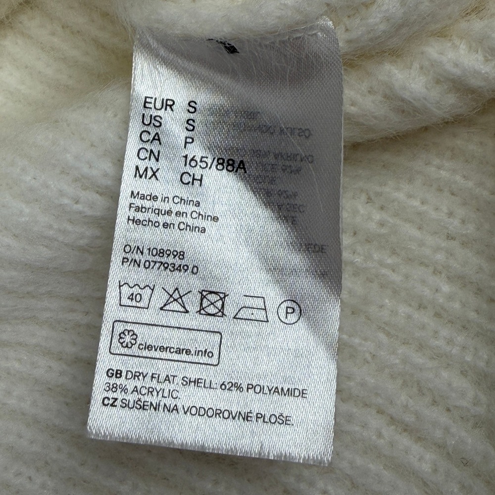 H&M Women's Small Cream Fuzzy Turtleneck Sweater Oversized Boxy Soft Knit - Picture 6 of 14